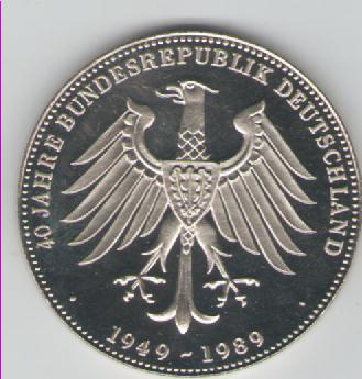  Medaille auf das 40 jährige Bestehen der Bundesrepublik Deutschland(k139)   
