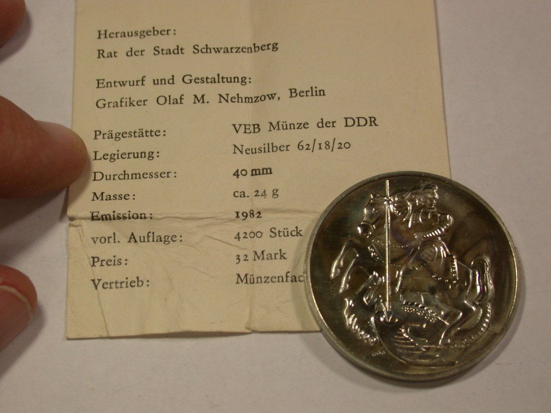  B03 DDR 700 Jahre Schwarzenberg  1982 Medaille  RRR Orginalbilder   