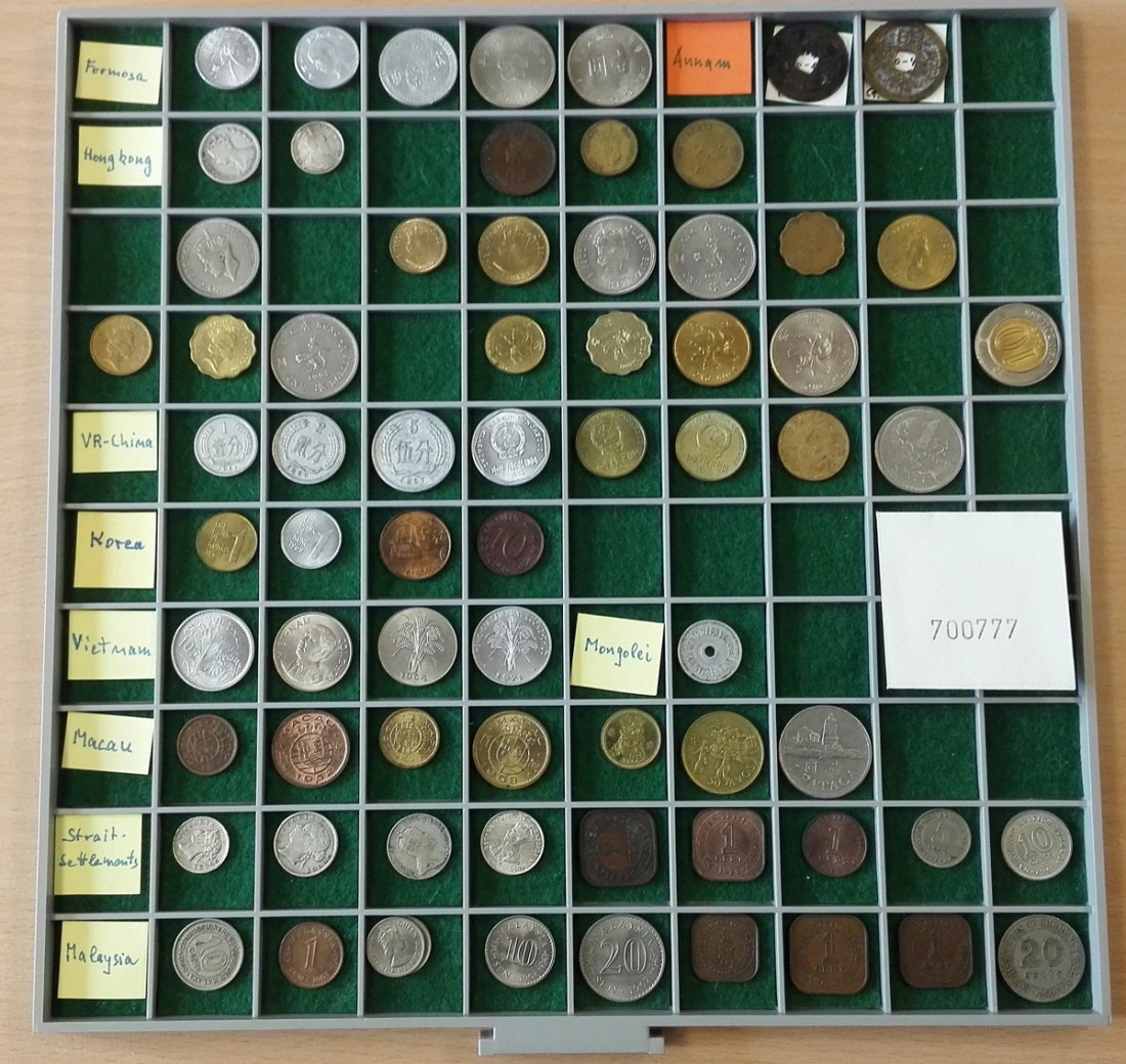  Fernost, 70 Kleinmünzen, ohne Tablett(Originalbilder per Email können angefordert werden!)   