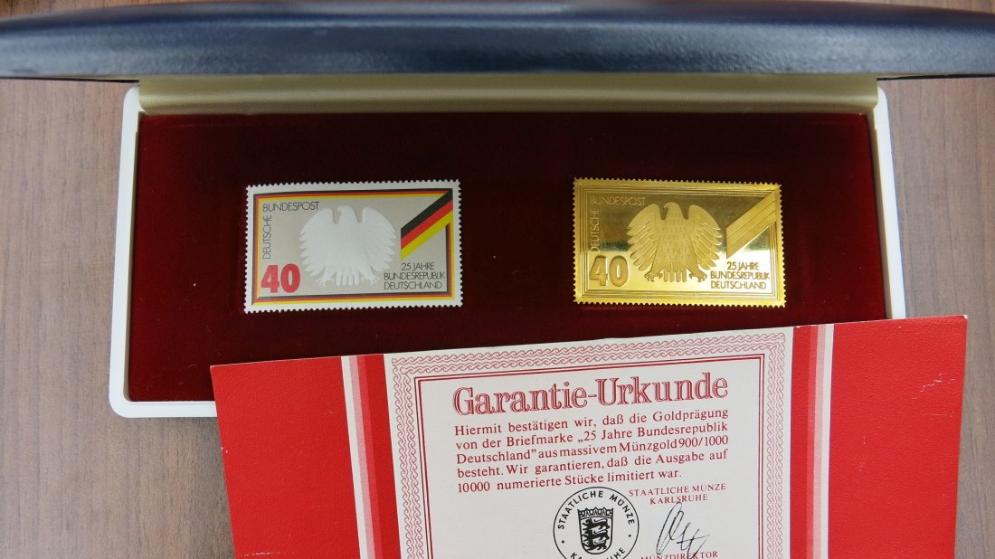 PEUS 1452 BRD 22,28 g Feingold. 25 Jahre BRD Briefmarke incl. Etui + Beschreibung Briefmarkenprägung GOLD o.J. Stempelglanz