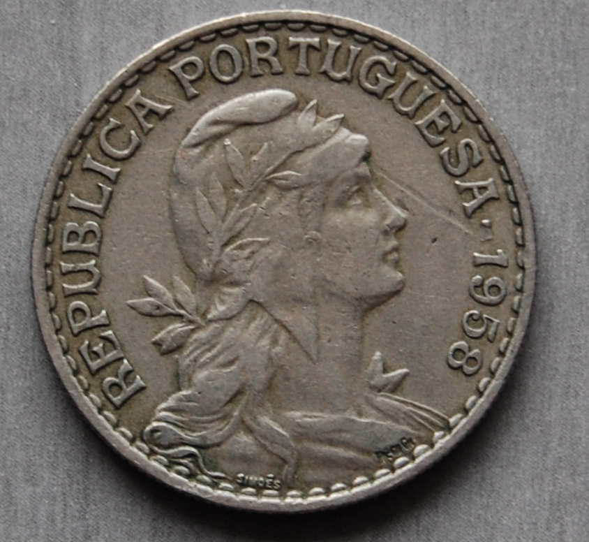  1 Escudo Portugal 1958 KM 578   