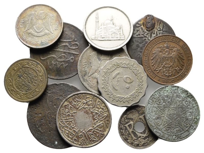  Internationale Kleinmünzen, Lot   