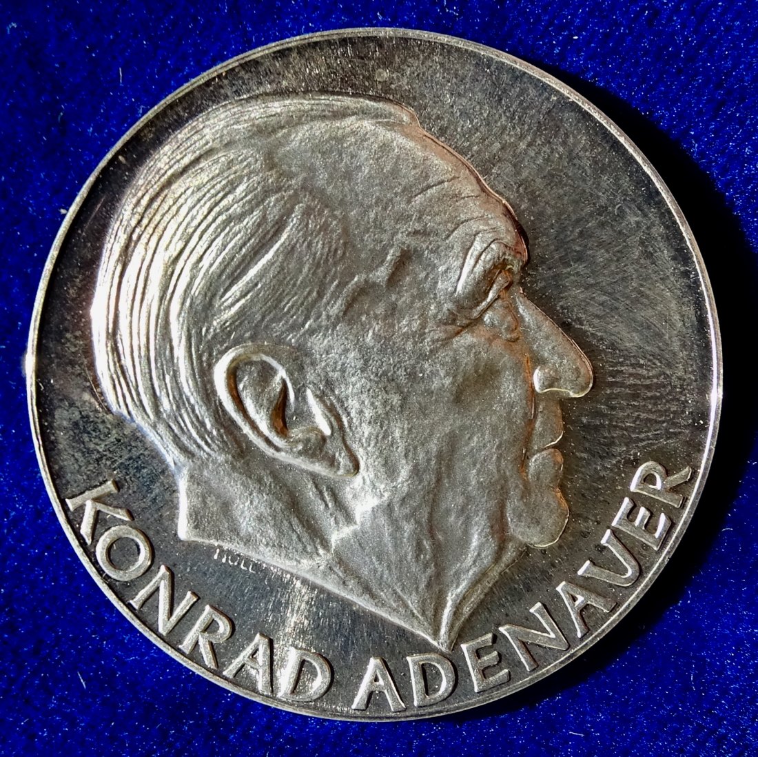 Konrad Adenauer 1967 Silber Medaille von Holl auf seinen Tod.   