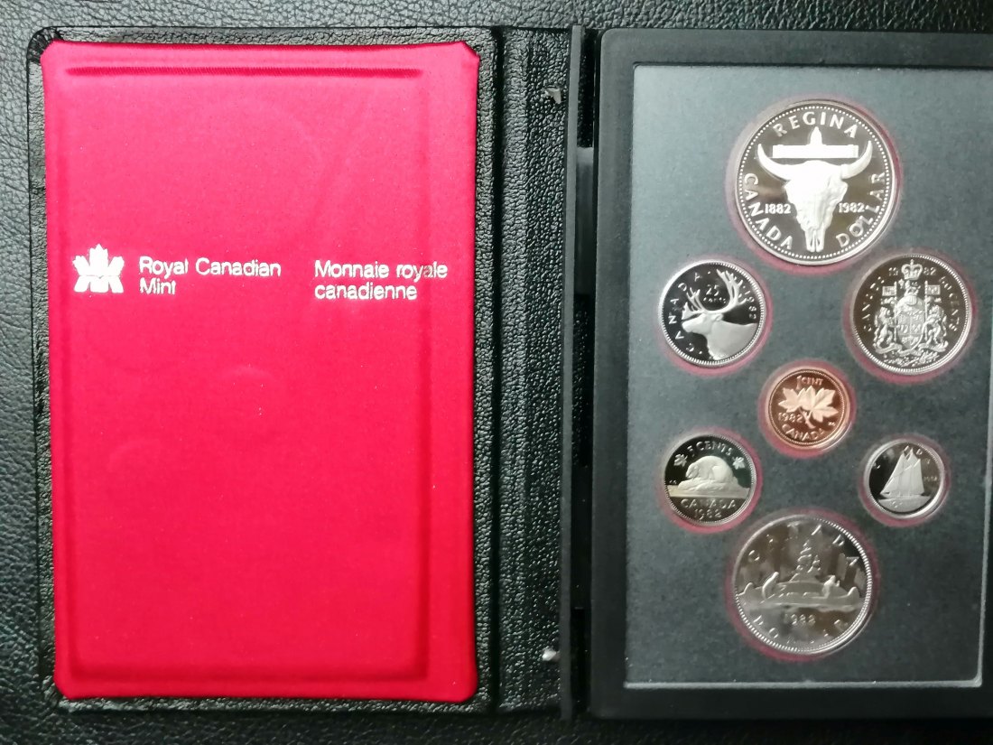  KMS Kanada 1982 Royal Canadian Mint im Originaletui Polierte Platte selten   