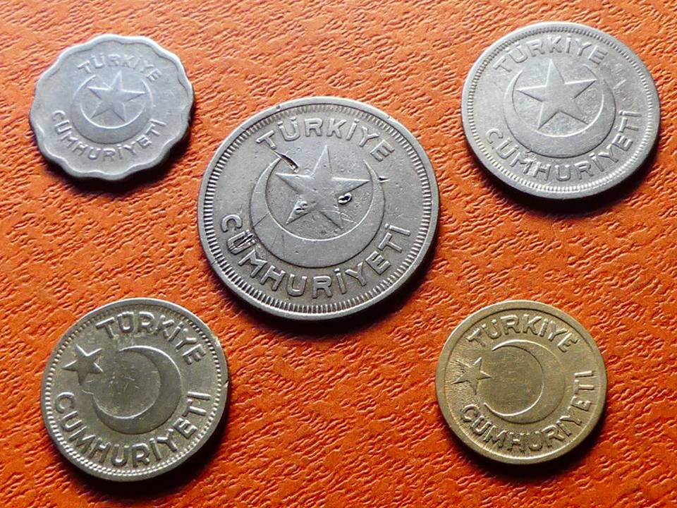  Seltener Kursmünzensatz Türkei 1937 – 1942 Kurus und Para   