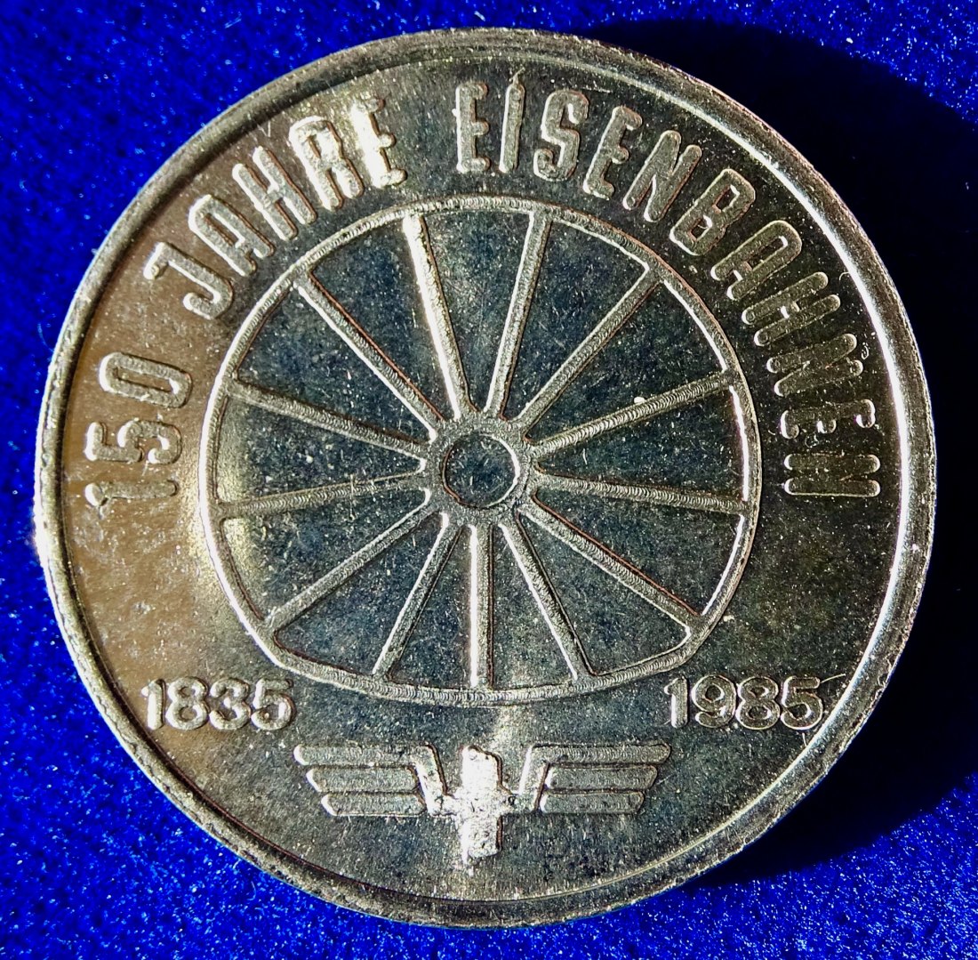  150 Jahre deutsche Eisenbahnen  Medaille 1985 Berlin Adler Lok   