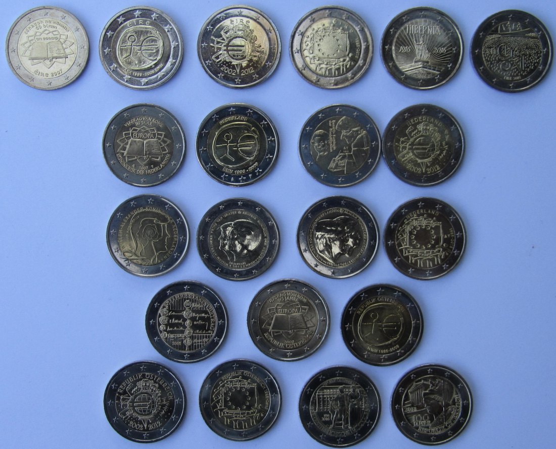  Irland/Niederlande/Österreich: Lot aus 21 verschiedenen 2-Euro-Gedenkmünzen   