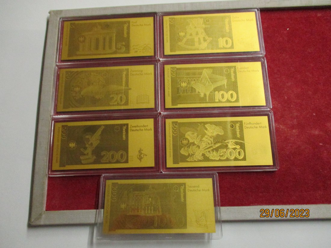  7 D - Mark - Goldbanknoten 999er Gold Gewicht je Banknote 0,5 Gramm /T2   