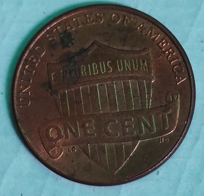  Lincoln Cent 2011...Circulated   