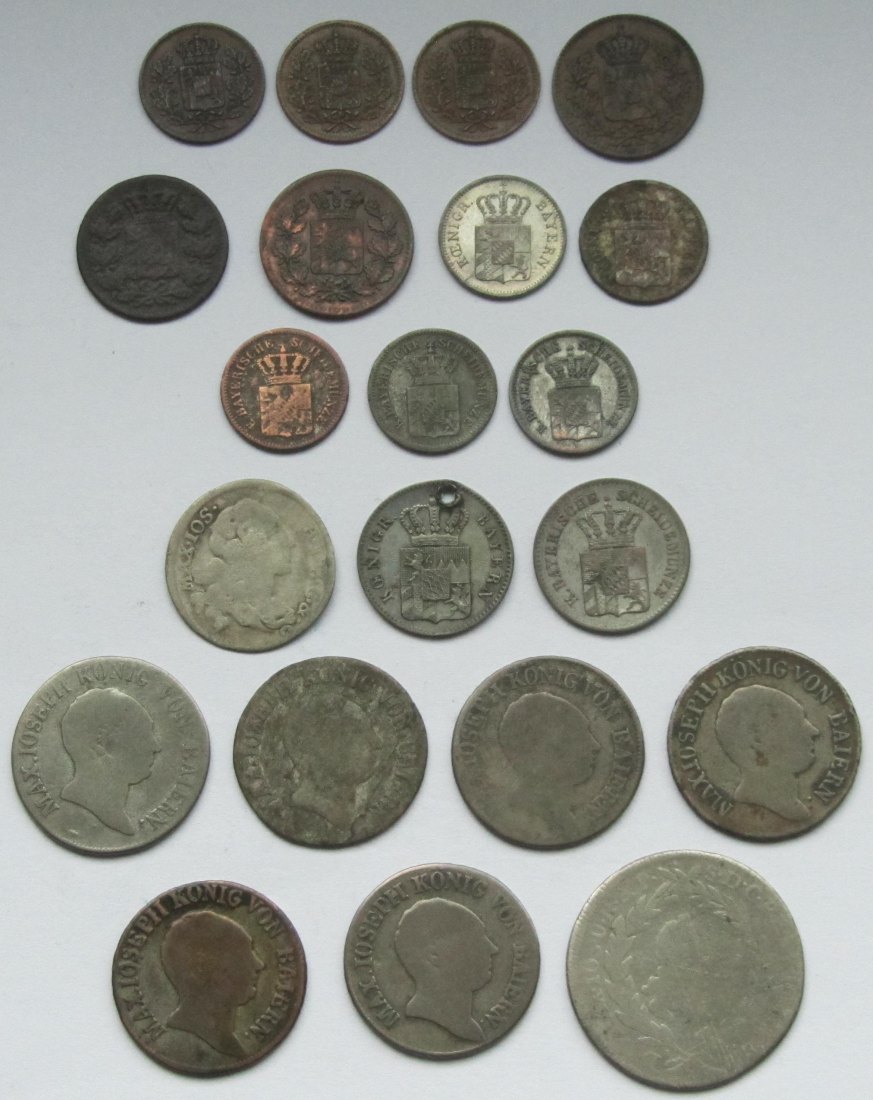  Bayern: Lot aus 21 Kleinmünzen   