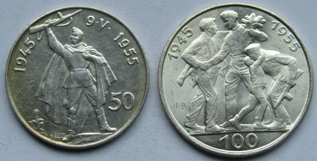  Tschechoslowakei: Lot aus zwei Silbermünzen, zusammen 39,6 g Feinsilber   