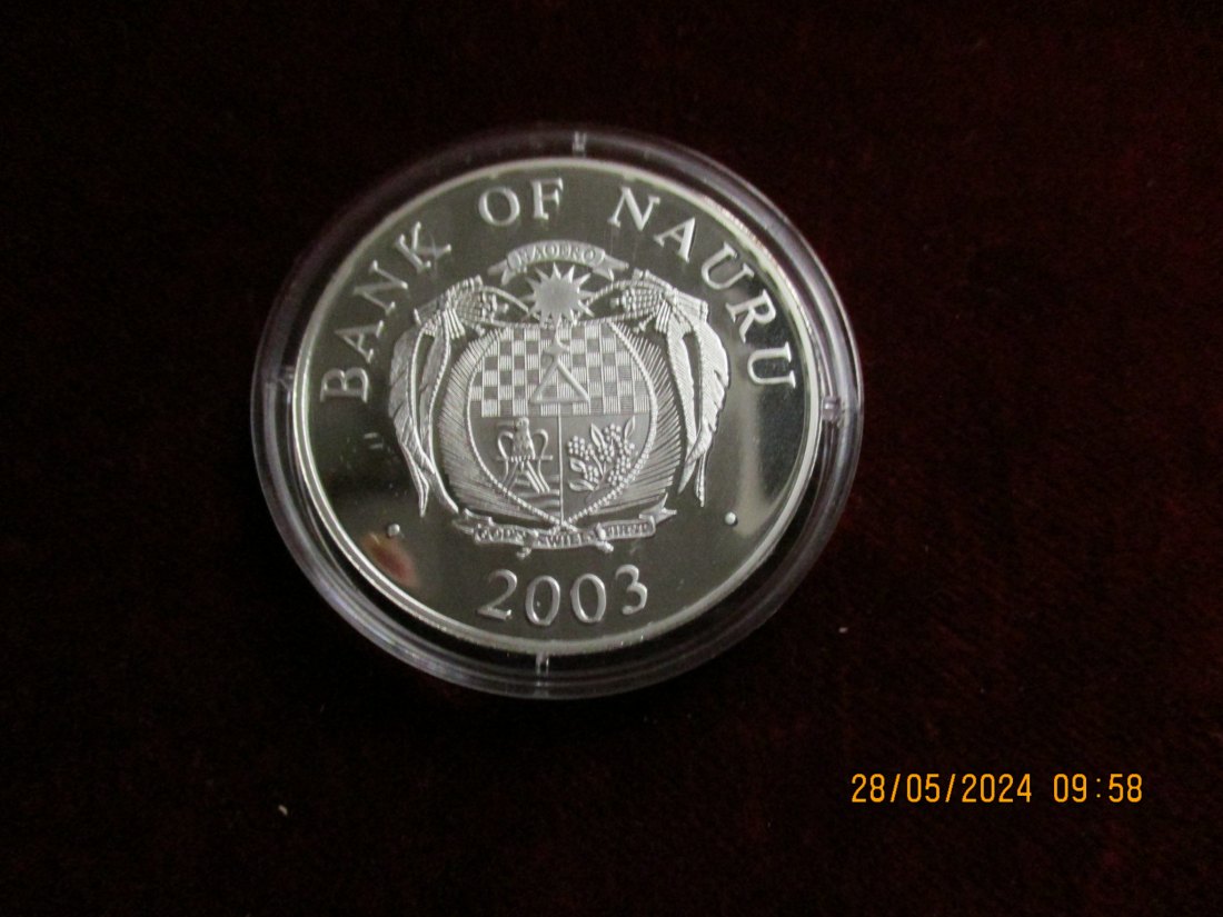  10 Dollars 2003 Nauru Skulpturmünze 999er Silber + 925er Silber /MJ32   
