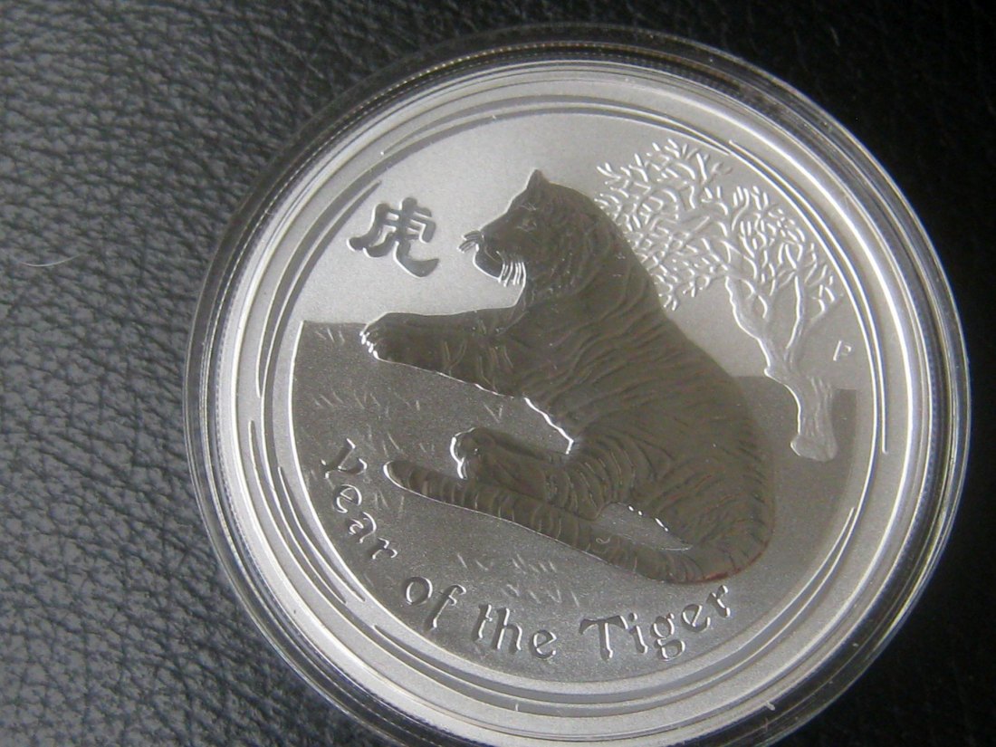  Australien 2010 1 Unze Silber Jahr des Tigers; 31,1 Gramm- in Kapsel   