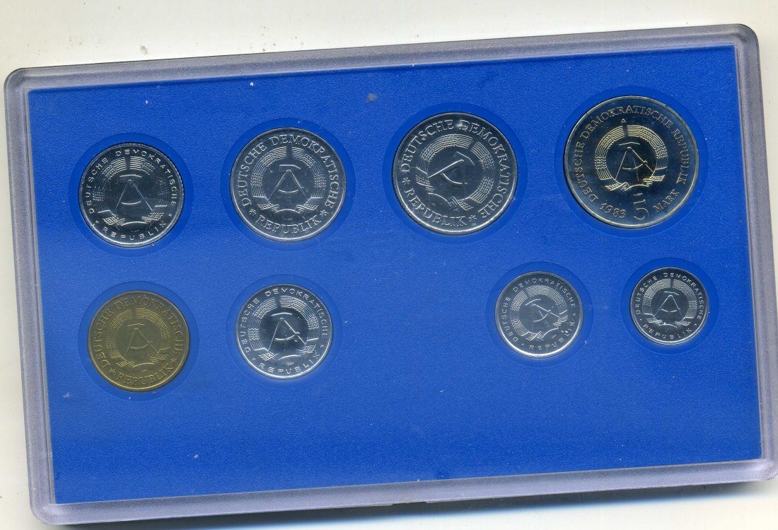  Kursmünzensatz DDR 1983 stempelglanz mit 5 Mark Meissen 1983   