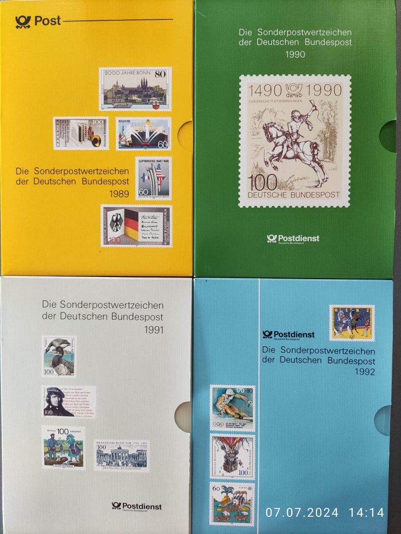  Jahrbücher der Deutschen Bundespost 1989 - 1992 Bund/Berlin mit Schwarzdrucken   