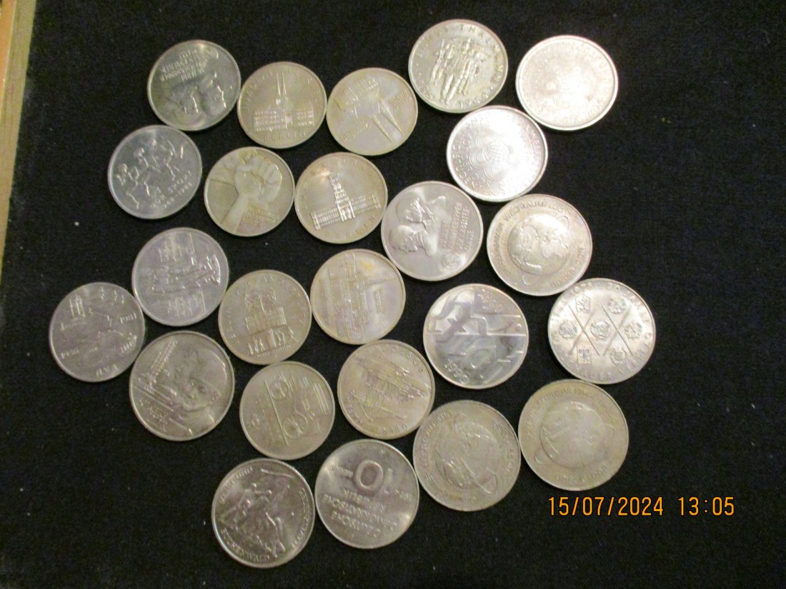  Lot - Sammlung Münzen DDR siehe Foto /P10   