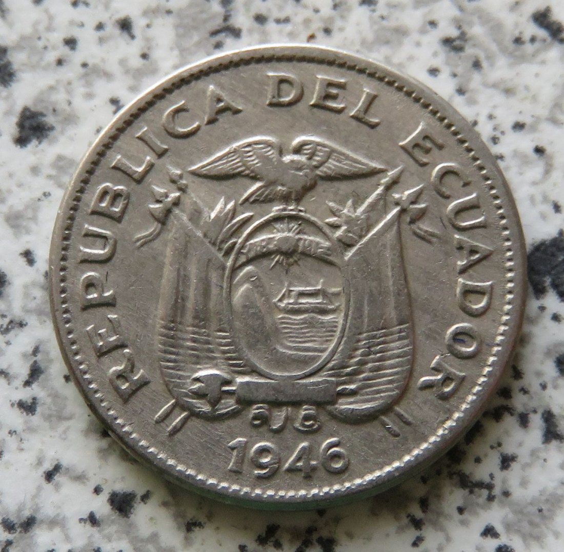  Ecuador 10 Centavos 1946   