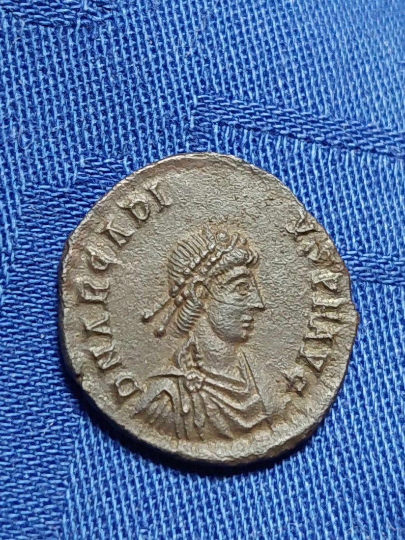  Roman Imperial coins - ARCADIUS FOLLIS  R1   