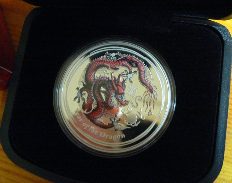  - kirofa - Australia-2012 - LUNAR II - ROT DRACHE - FARBE - 1 Unze Silber 99.90%. PP FULL PACKAGING   