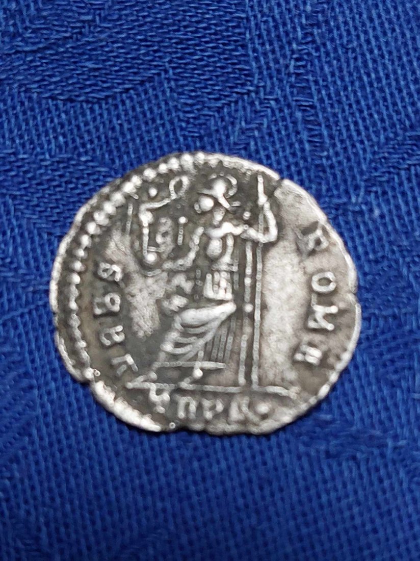  Roman Imperial coins - VALENS SILIQUA   