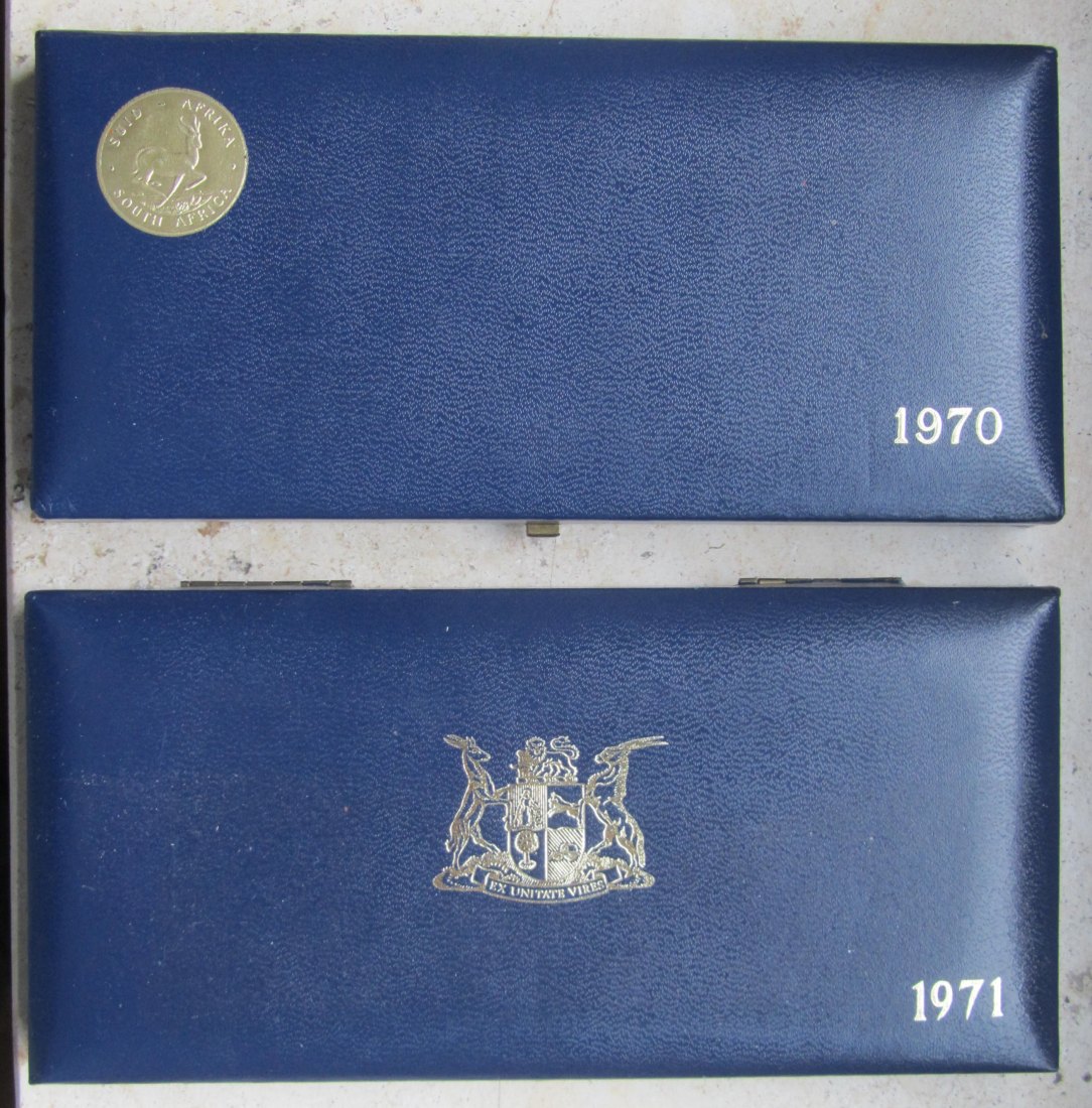  Südafrika: Kursmünzensätze 1970 + 1971, enthalten 24 g Feinsilber   