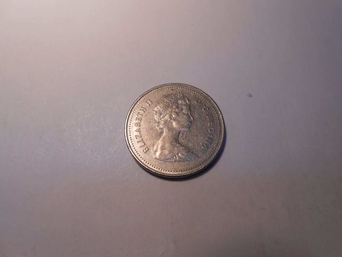  5 Cent 1983 Elizabeth II.  ( Nickel )   