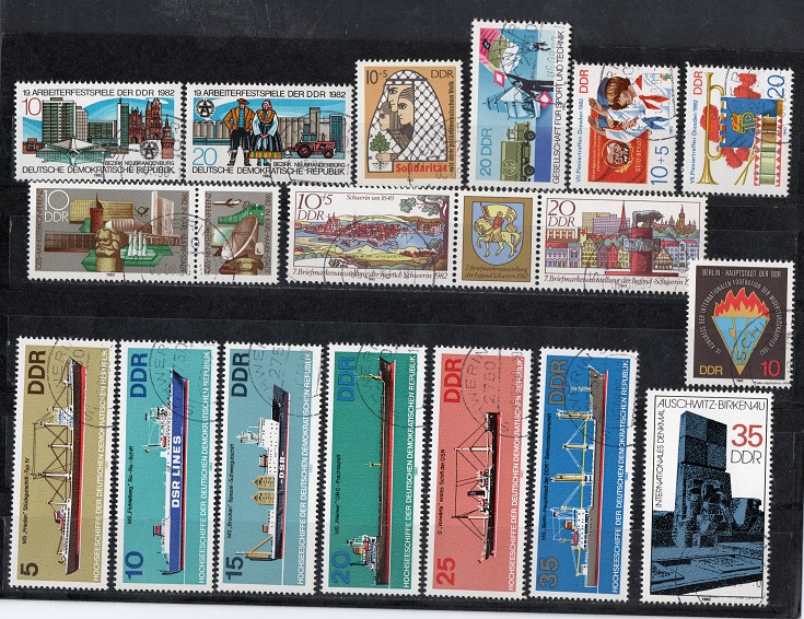  DDR LOT 1982 **Postfrisch-Gestempelt / 17 Werte / Mi: 9,90 €   