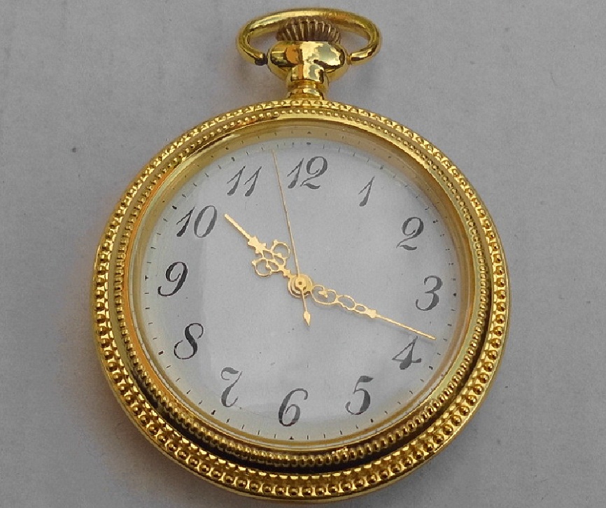  Taschenuhr mit Wappen auf dem Deckel zum Gravieren 45mm goldfarbig Quarzwerk NEU !   