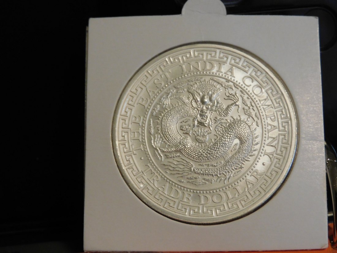  ST.HELENA ISLAND 1 POUND 2019.GRADE-PLEASE SEE PHOTOS.   