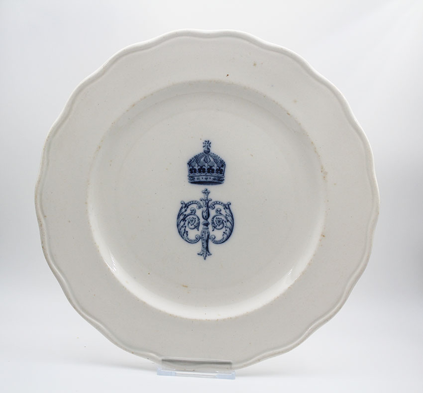  Teller aus dem Service von König Ferdinand von Bulgarien, D-26 cm. NM-60   