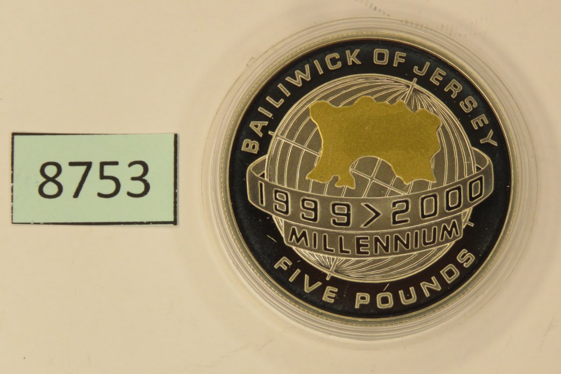  8753 Jersey 2000 - 5 pounds - Millennium vergoldet - 28,28 g Silber 0.925   