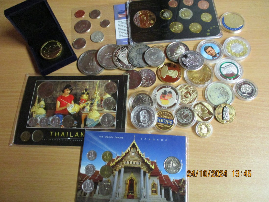  Lot Sammlung Medaillen - Münzen und Numisbriefe siehe Foto / XL   