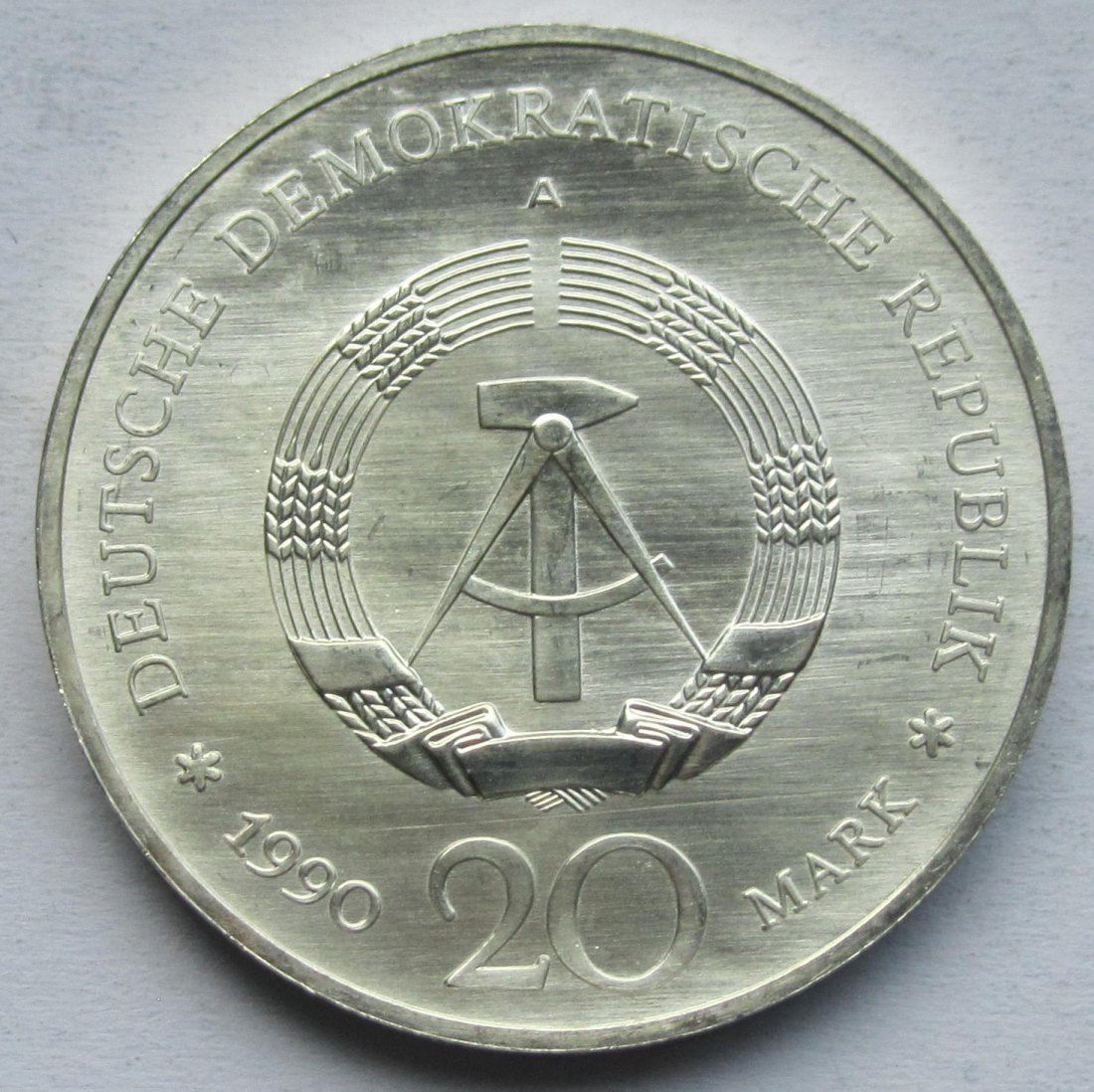  DDR: 20 Mark Brandenburger Tor 1990, Silber   