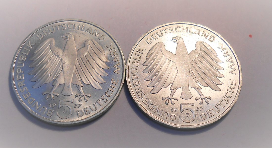  C16.°°Deutschland 5 DM 0.625 Silber 2 x Gedenkmünze 1977 J Friedrich Gauss   