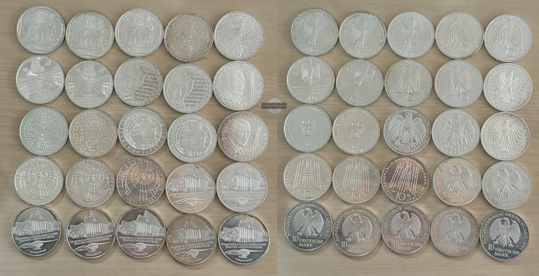  Deutschland 25 x 10 DM PP verschiedene Jgg.(Gedenkmünzen) FM-Frankfurt Feinsilber: 358,25g   