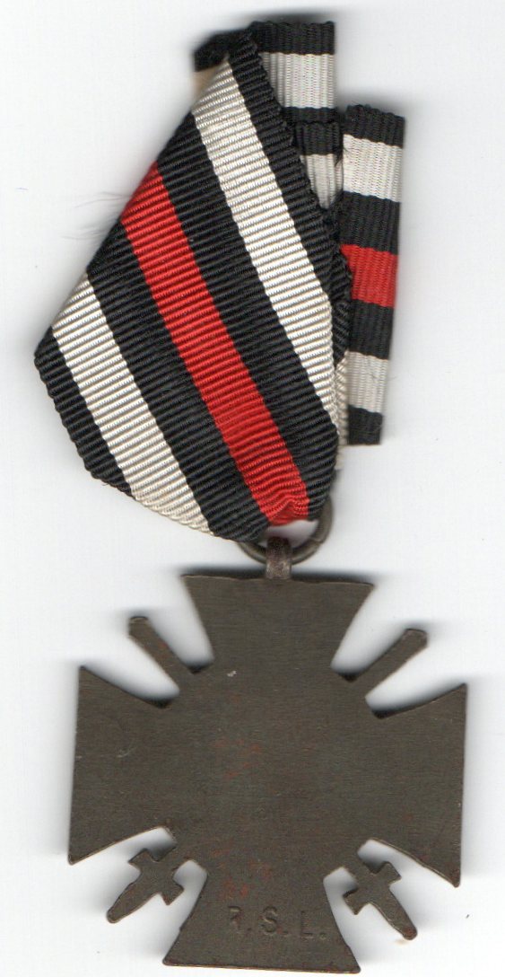  Kriegsverdienstkreuz 1.Weltkrieg am Band Ausführung mit Schwerter   