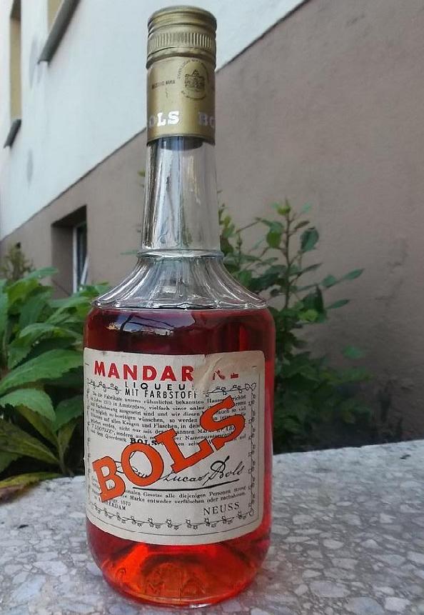  BOLS Mandarinenlikör 0.7 Liter 30% Alc Antikspirituose aus den 1990ern   