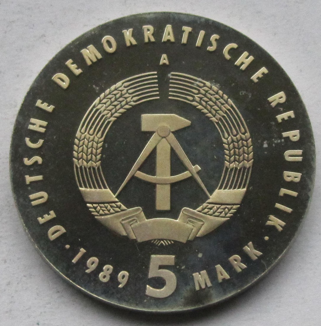  DDR: 5 Mark Ossietzky 1989, Polierte Platte   