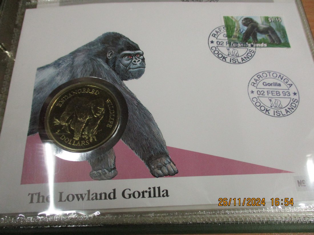  5 Dollars Cook Islands 1992 Numisbrief Gorilla Gefährdete Tierwelt mit Briefmarken   