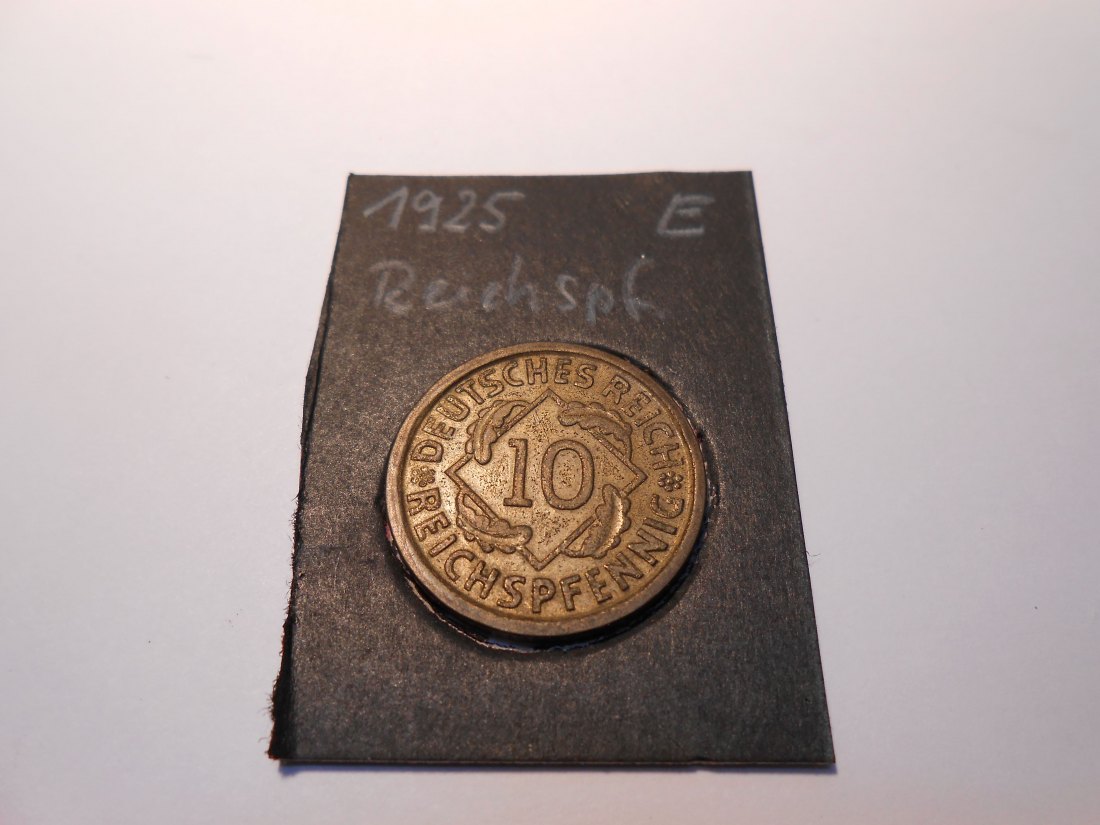  P33. 10 Reichspfennig, 1925 E, Al-Bronze   