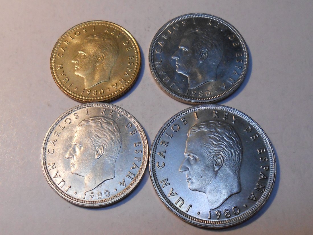  M.173. Spanien 4er Lot, 1 Peseta 1980, 5 Pesetas 1980, 5 Pesetas 1980, 25 Pesetas 1980   