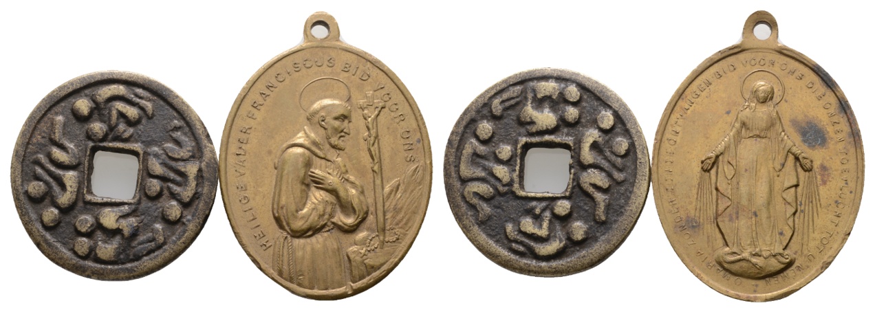  Medaille (2 Stück); bronze; 1x tragbar; 15,19/13,6 g; Ø 42/37x30 mm   