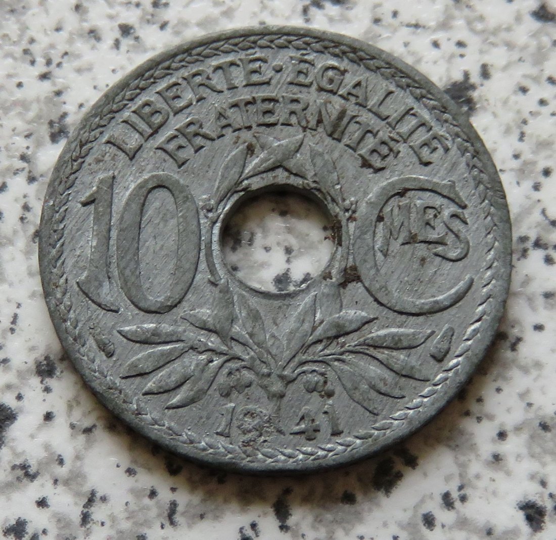  Frankreich 10 Centimes 1941, ohne Strich unter Cmes, KM 895, besser   