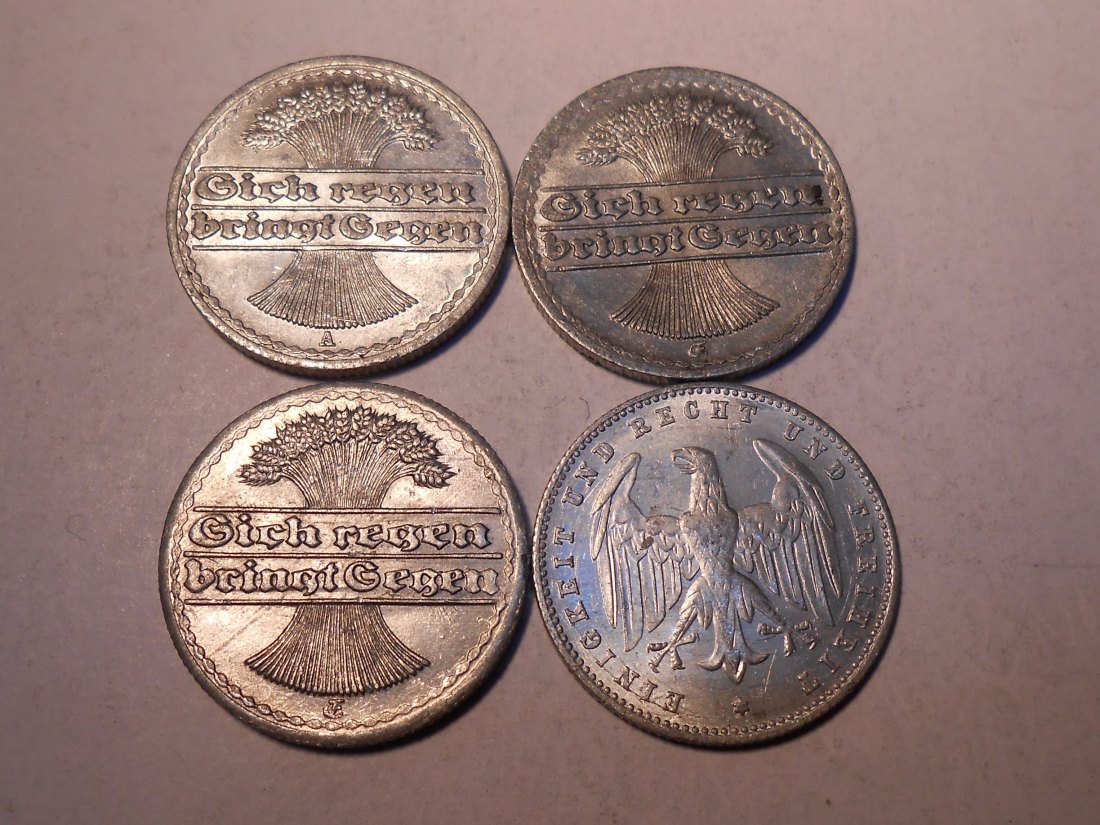  M.217. Weimarer Republik 4er Lot, 50 Pfennig (Jäger 301) 1921 A, 1921 E, 1921 J und 1922 E für 2,50   