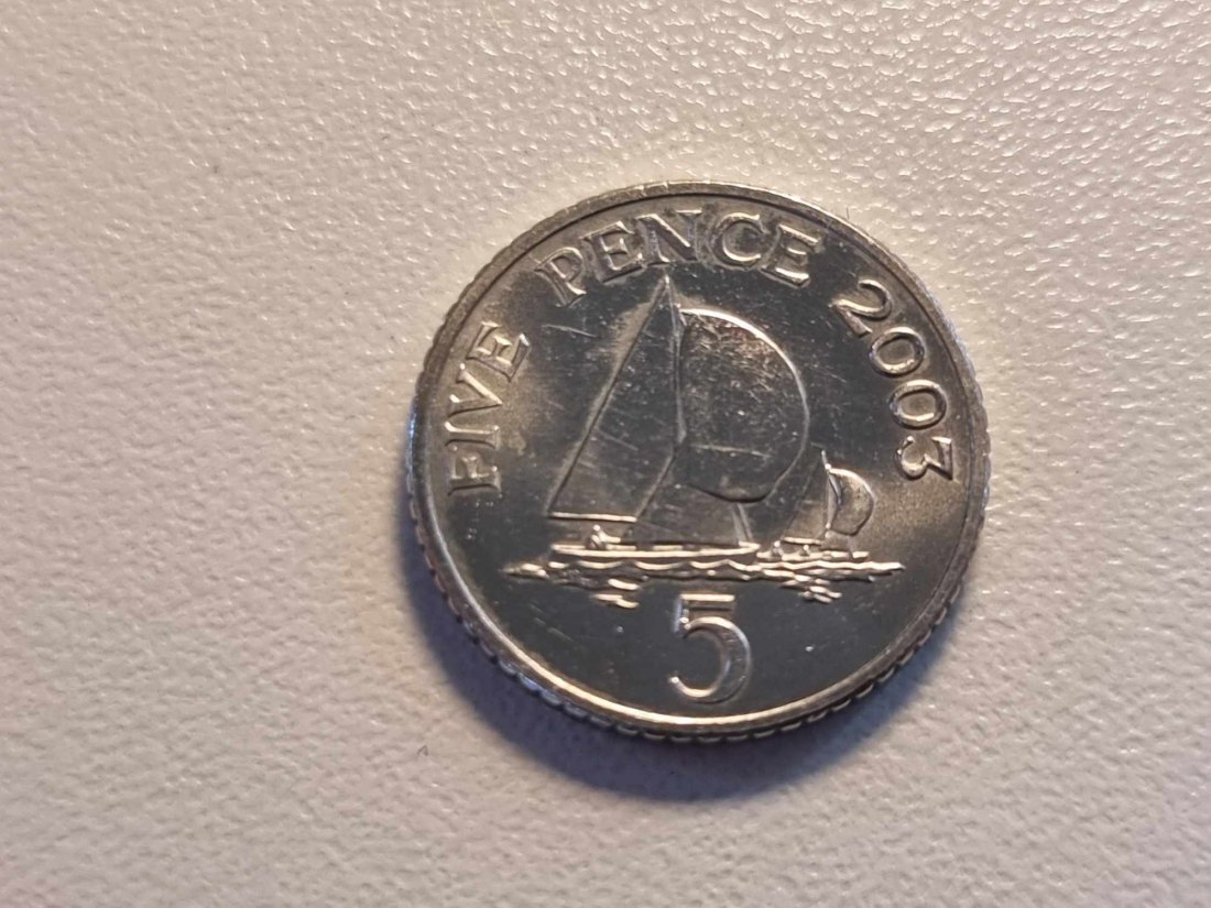  Guernsey 5 Pence 2003 STG   