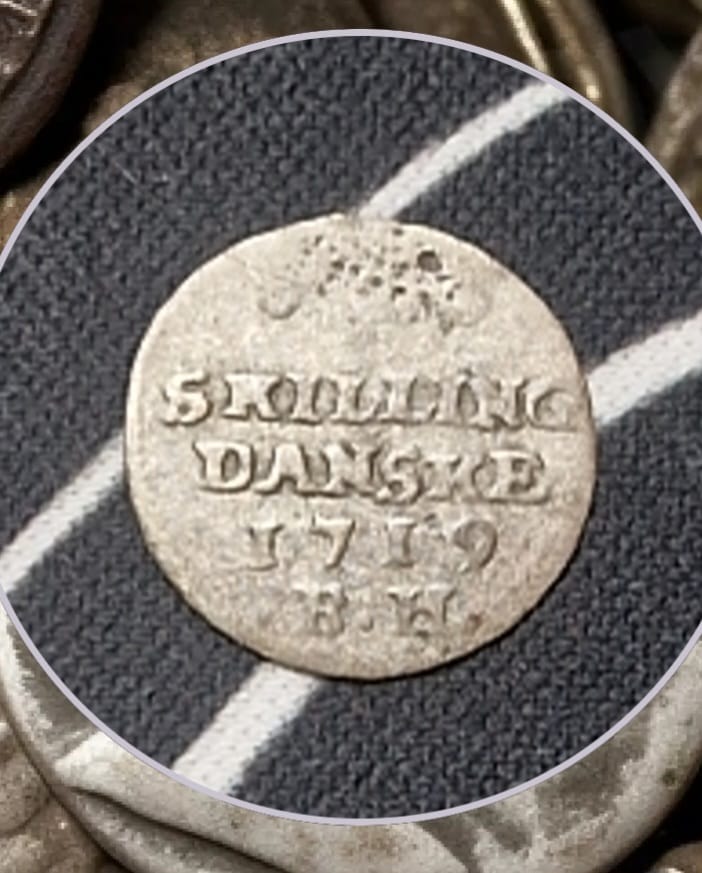  DK 3 Skilling Danish 1719   