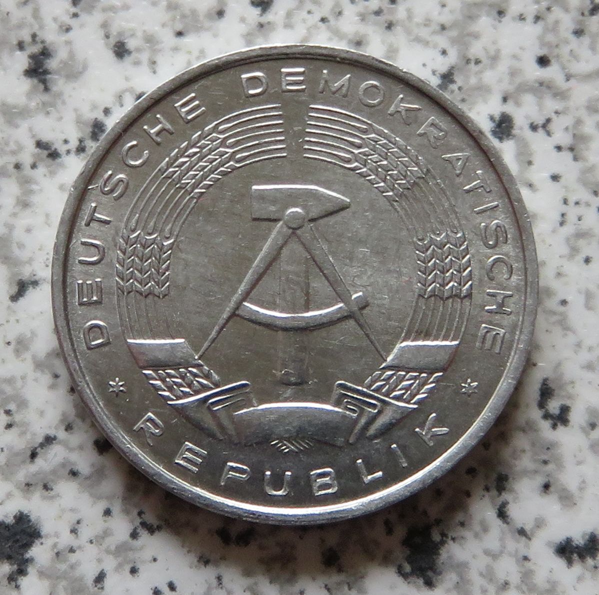  DDR 10 Pfennig 1971 A, besser   