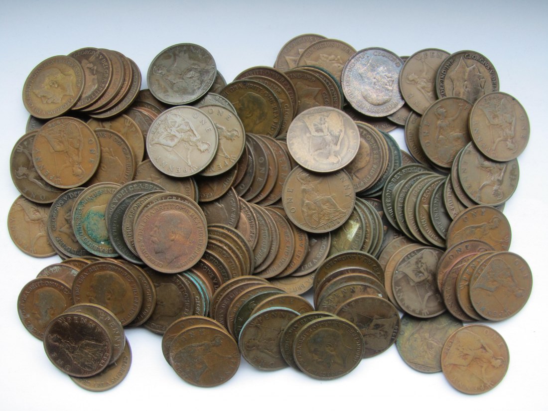  Vereinigtes Königreich: Lot aus 150 Pennies George V. (1911-1936)   