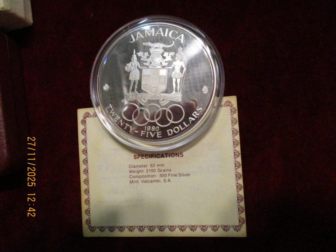  25 Dollars 1980 Jamaika 500er Silber Gewicht: 136,08 rau und 68,04 Fein   